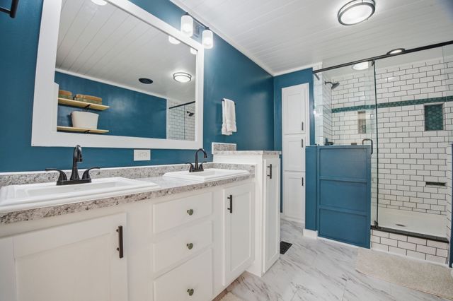 1850 Little Bartons Creek Rd, Cumberland Furnace, TN 37051