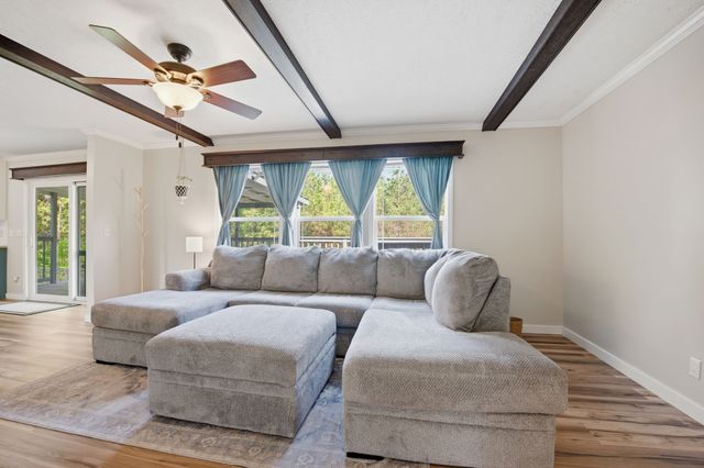 1850 Little Bartons Creek Rd, Cumberland Furnace, TN 37051