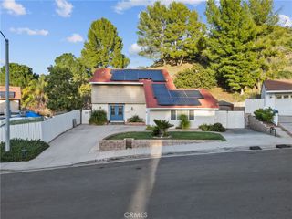 27466 Annette Jo, Saugus, CA 91350