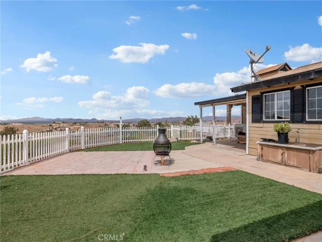 9226 Central, Apple Valley, CA 92308