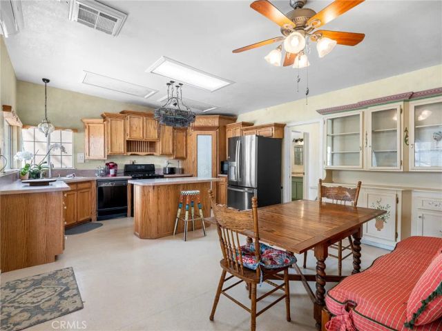 9226 Central, Apple Valley, CA 92308