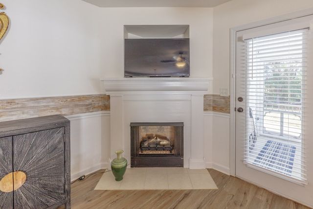 64 Yellow Brick Road, Rossville, GA 30741