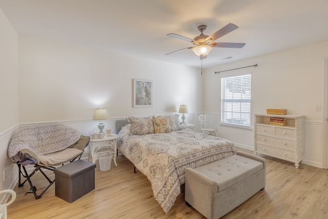 64 Yellow Brick Road, Rossville, GA 30741