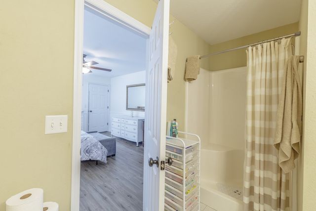 64 Yellow Brick Road, Rossville, GA 30741