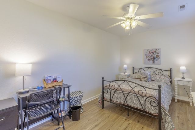 64 Yellow Brick Road, Rossville, GA 30741
