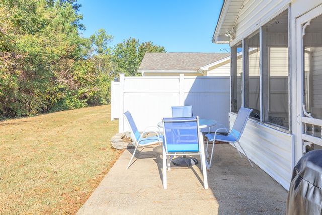64 Yellow Brick Road, Rossville, GA 30741