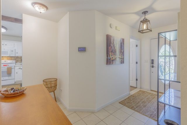 64 Yellow Brick Road, Rossville, GA 30741