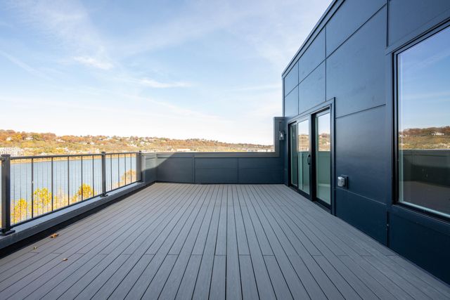 745 Manhattan Boulevard, 403, Dayton, KY 41074