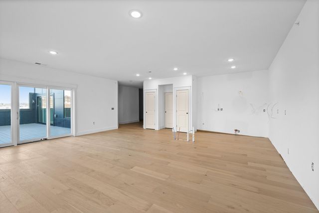 745 Manhattan Boulevard, 403, Dayton, KY 41074