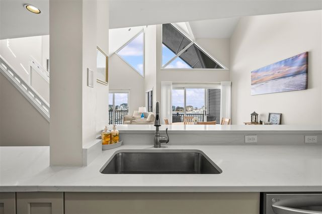 300 Oselka Drive 464, New Buffalo, MI 49117