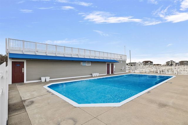 300 Oselka Drive 464, New Buffalo, MI 49117