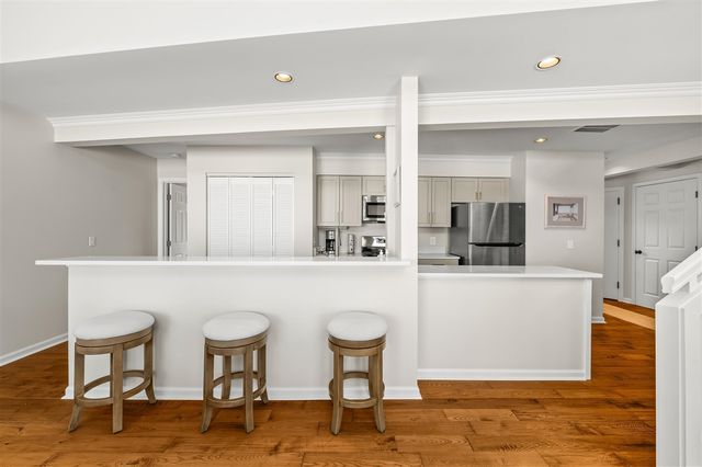 300 Oselka Drive 464, New Buffalo, MI 49117