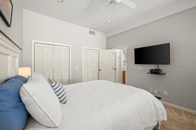 300 Oselka Drive 464, New Buffalo, MI 49117