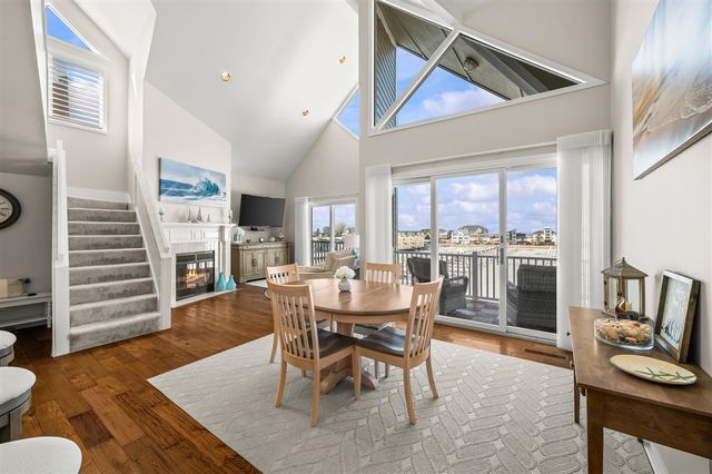 300 Oselka Drive 464, New Buffalo, MI 49117