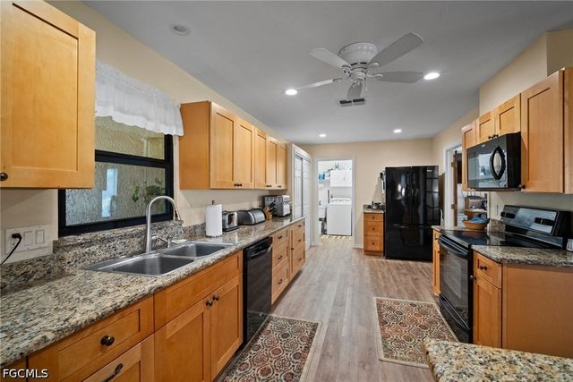 5771 Arvine CIR, Fort Myers, FL 33919