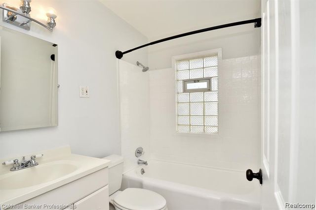 2659 Ellwood Avenue, Berkley, MI 48072