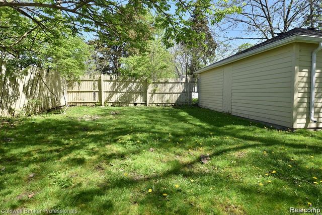 2659 Ellwood Avenue, Berkley, MI 48072