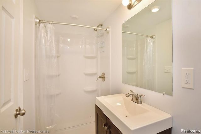 2659 Ellwood Avenue, Berkley, MI 48072