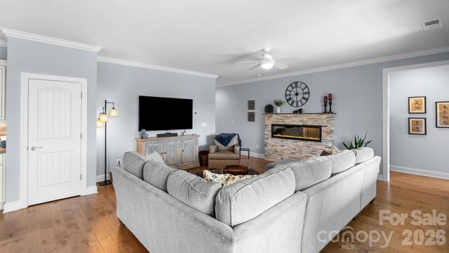 5262 Looking Glass Trail, Denver, NC 28037