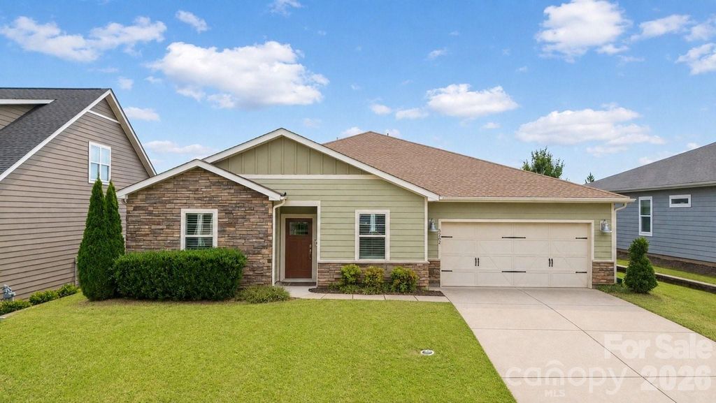 5262 Looking Glass Trail, Denver, NC 28037