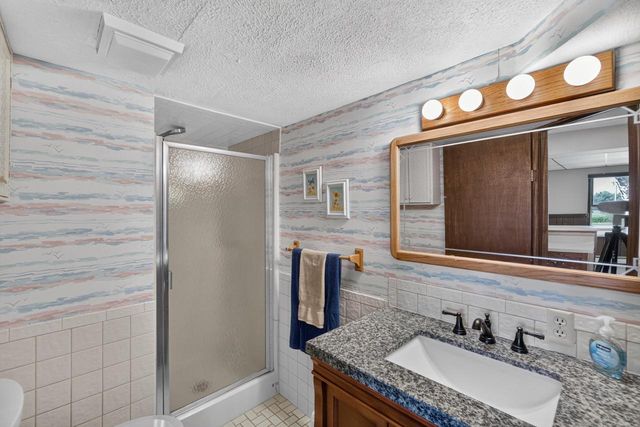 4092 Mary LANE, Cedarburg, WI 53012
