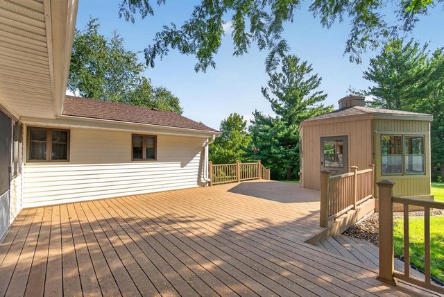 4092 Mary LANE, Cedarburg, WI 53012