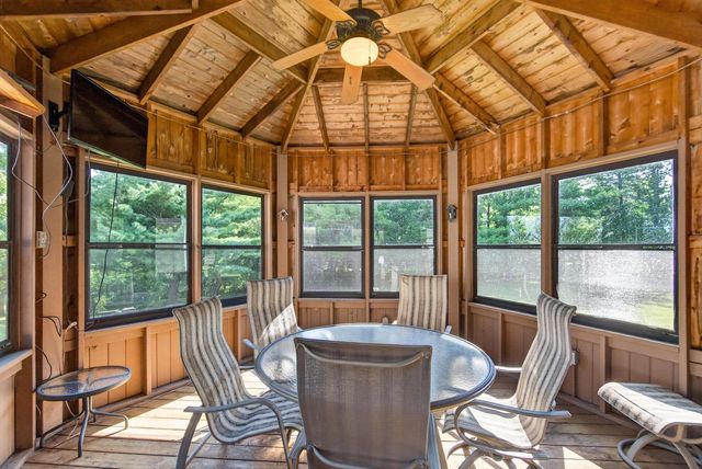 4092 Mary LANE, Cedarburg, WI 53012