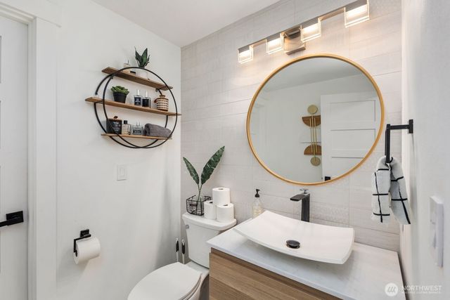 36503 2nd Ave SW, Federal Way, WA 98023