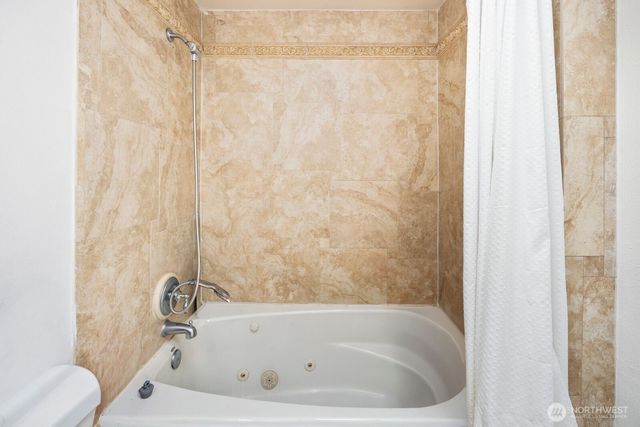 36503 2nd Ave SW, Federal Way, WA 98023