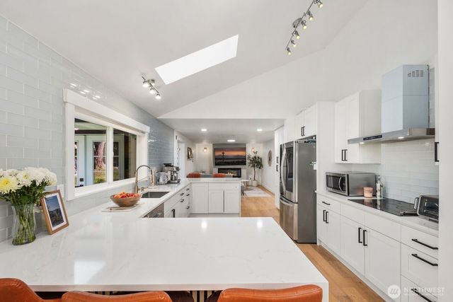 36503 2nd Ave SW, Federal Way, WA 98023