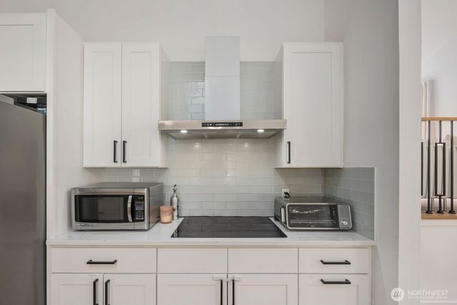 36503 2nd Ave SW, Federal Way, WA 98023