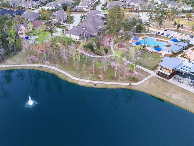 126 Keechie Creek, Conroe, TX 77304