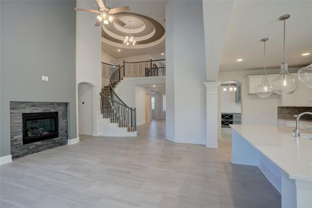 126 Keechie Creek, Conroe, TX 77304