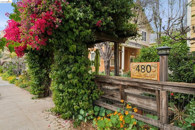 480 42Nd St E, Oakland, CA 94609