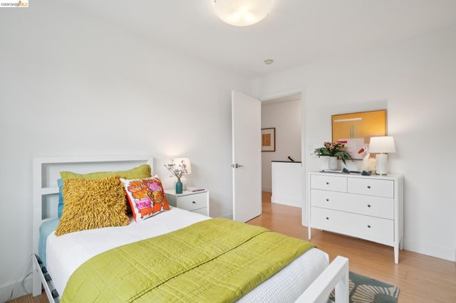 480 42Nd St E, Oakland, CA 94609