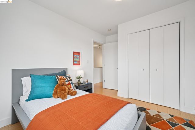 480 42Nd St E, Oakland, CA 94609