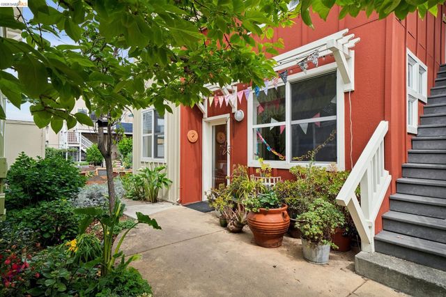 480 42Nd St E, Oakland, CA 94609