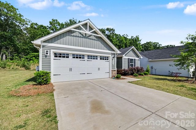2220 Goldwood Drive, Charlotte, NC 28215