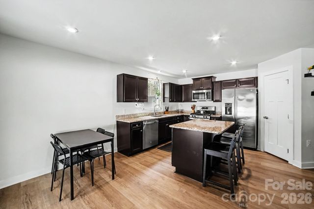 2220 Goldwood Drive, Charlotte, NC 28215