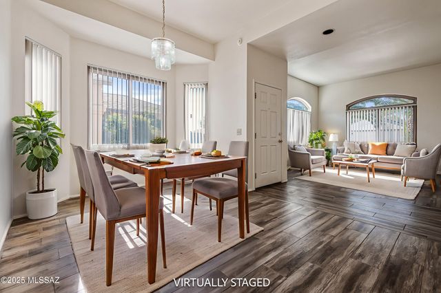 8313 S Via Del Palacio, Tucson, AZ 85747