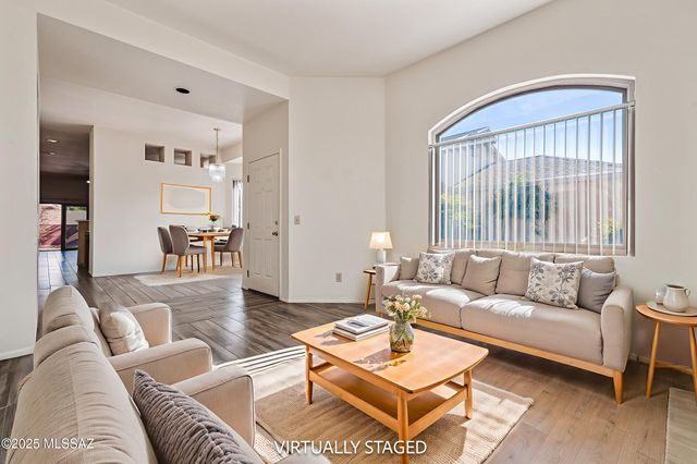 8313 S Via Del Palacio, Tucson, AZ 85747