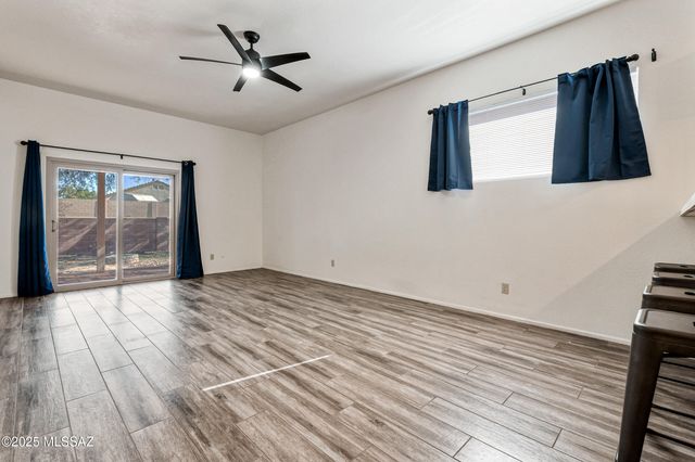 8313 S Via Del Palacio, Tucson, AZ 85747