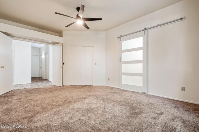 8313 S Via Del Palacio, Tucson, AZ 85747