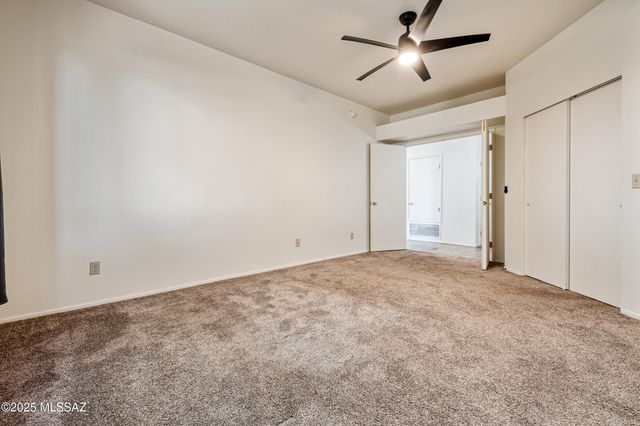 8313 S Via Del Palacio, Tucson, AZ 85747