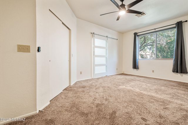 8313 S Via Del Palacio, Tucson, AZ 85747