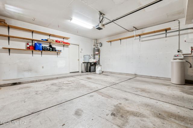 8313 S Via Del Palacio, Tucson, AZ 85747