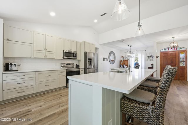 1532 ASHFORD OAKS Way, Jacksonville Beach, FL 32250