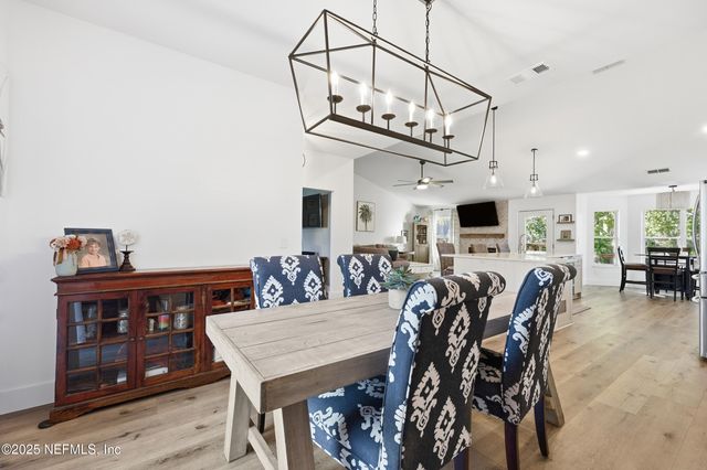 1532 ASHFORD OAKS Way, Jacksonville Beach, FL 32250