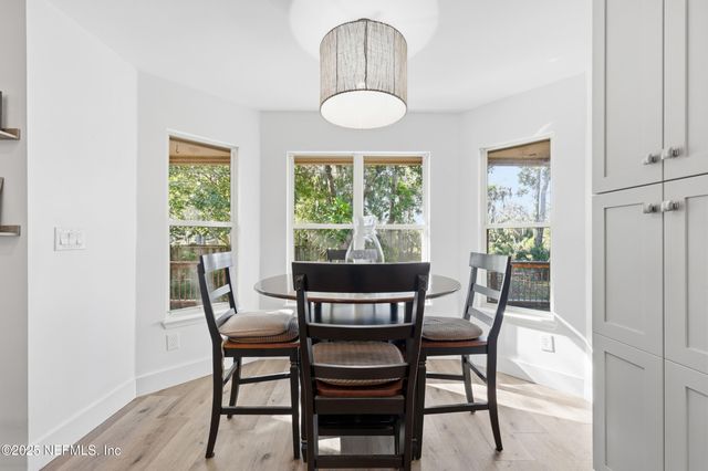 1532 ASHFORD OAKS Way, Jacksonville Beach, FL 32250