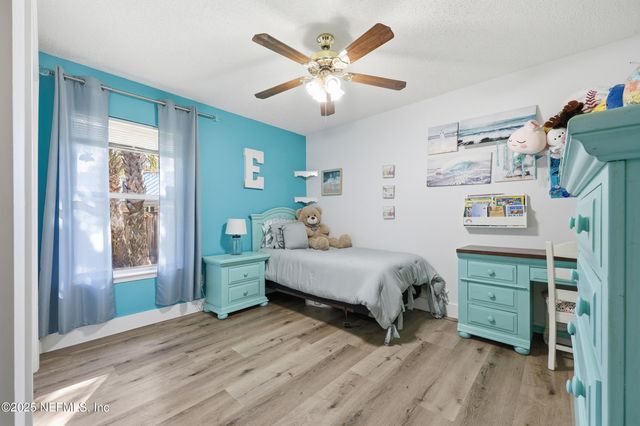 1532 ASHFORD OAKS Way, Jacksonville Beach, FL 32250